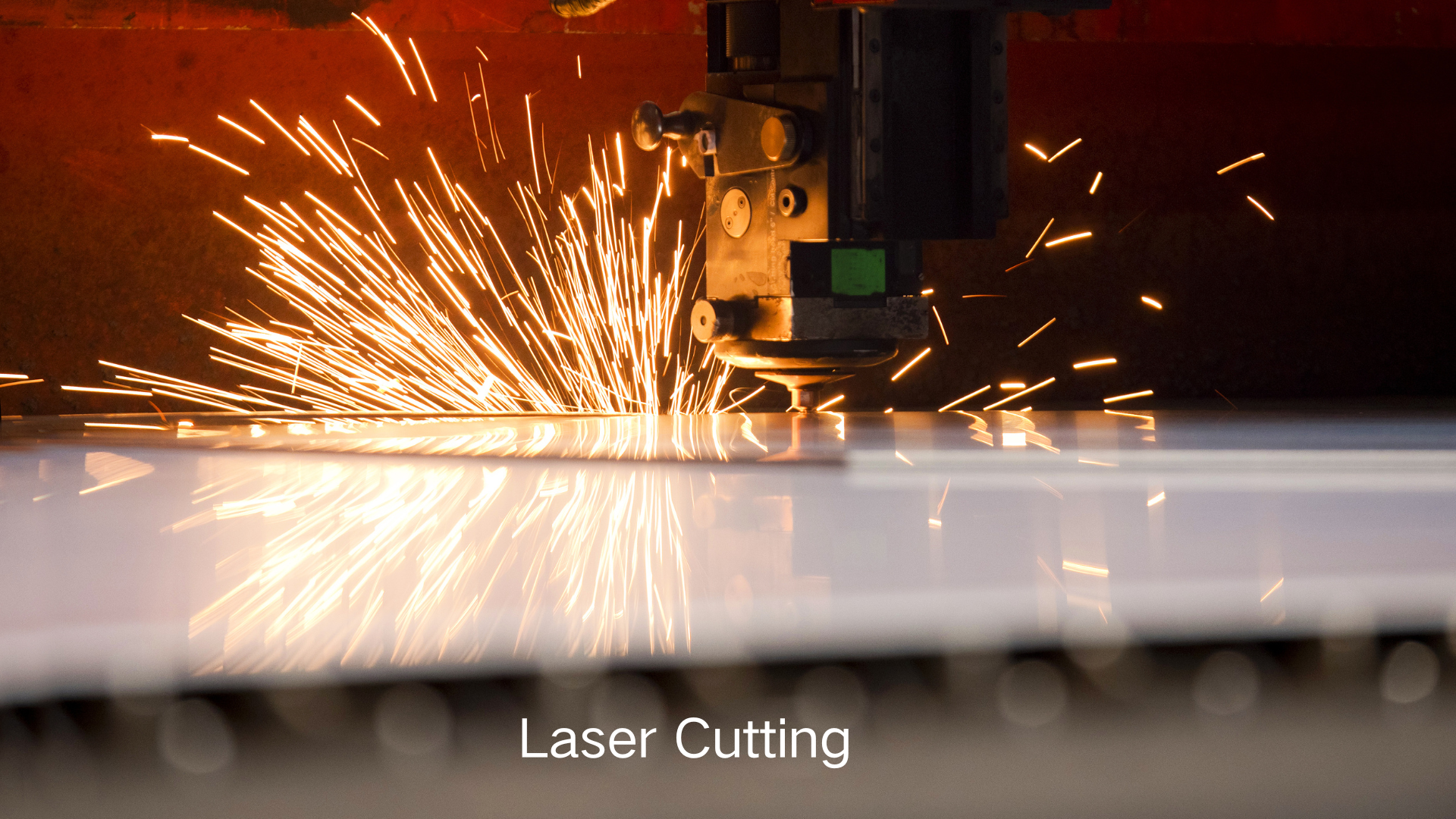Laser cutting machine